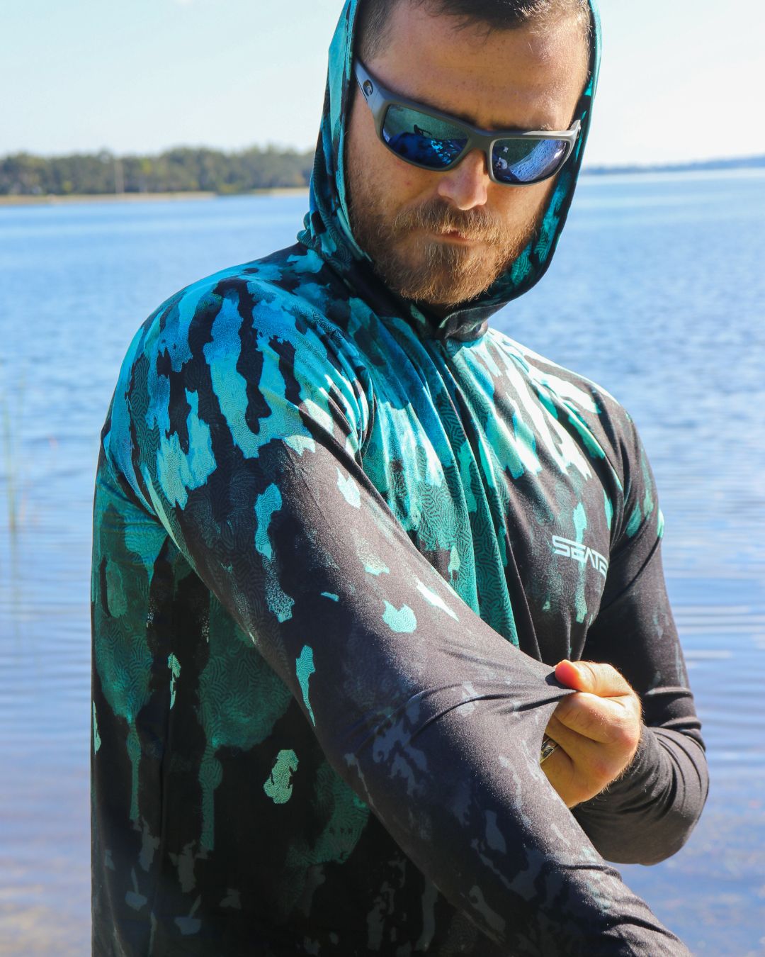 MEN'S SPORT TEC | SNAKEHEAD | HOODED